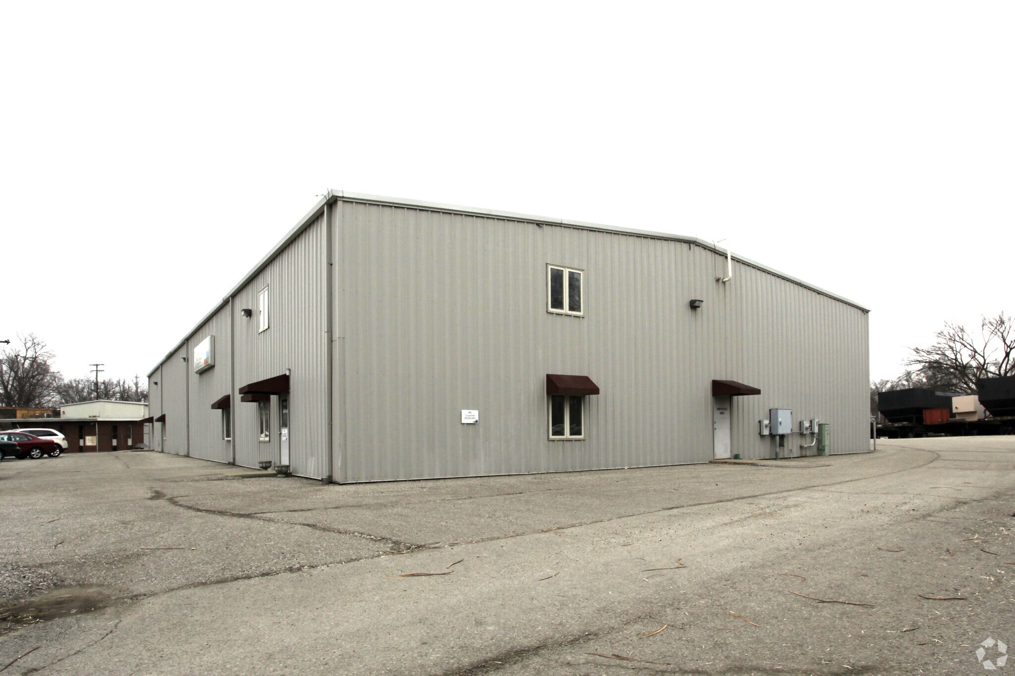 209 Eastern Blvd, Clarksville, IN for sale Primary Photo- Image 1 of 1