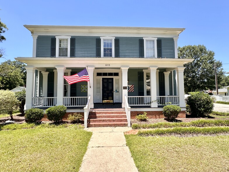 615 College St, Clinton, NC for sale - Building Photo - Image 1 of 95