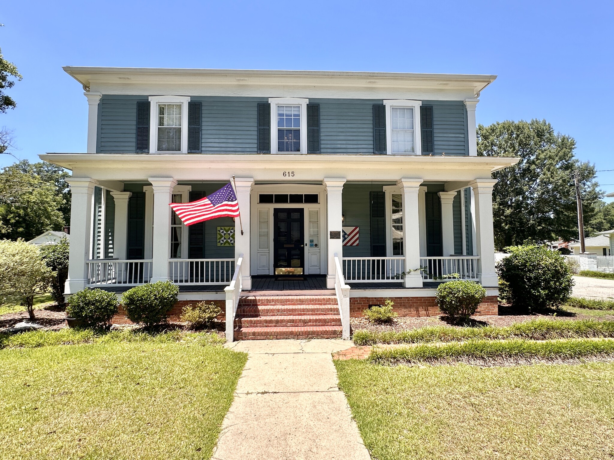 615 College St, Clinton, NC for sale Building Photo- Image 1 of 96