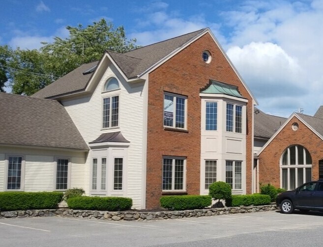 131 Coolidge St, Hudson, MA 01749 Office/Retail for Lease