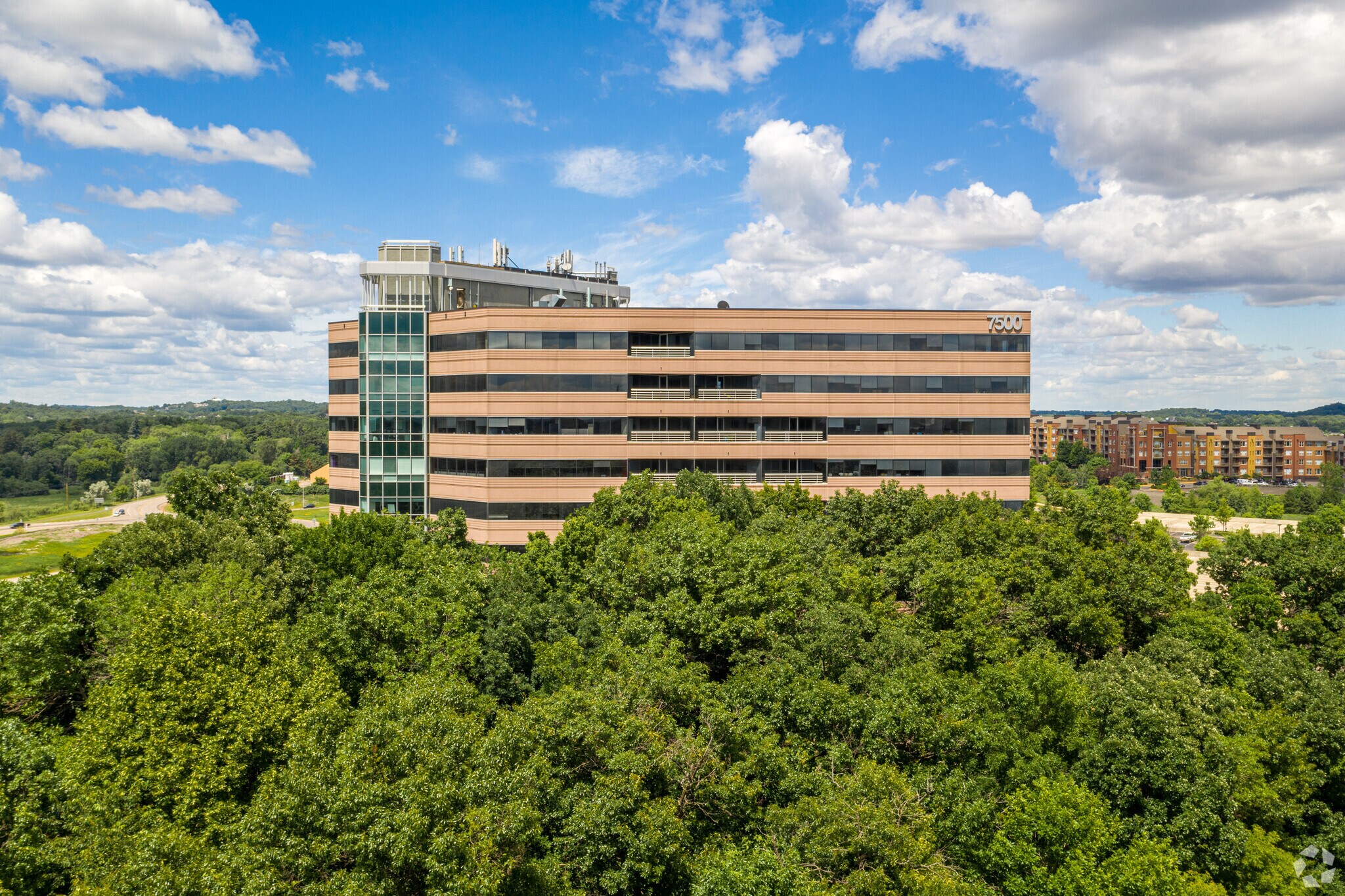 7500 Flying Cloud Dr, Eden Prairie, MN 55344 7500 Flying Cloud Dr