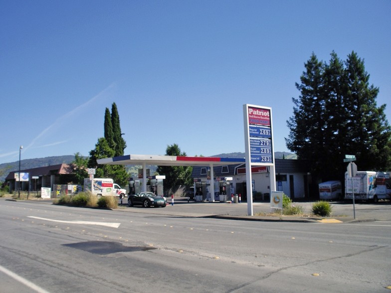 690 S Cloverdale Blvd, Cloverdale, CA for sale - Building Photo - Image 1 of 1