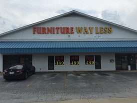 6799 Tara Blvd, Jonesboro GA - Parking Garage