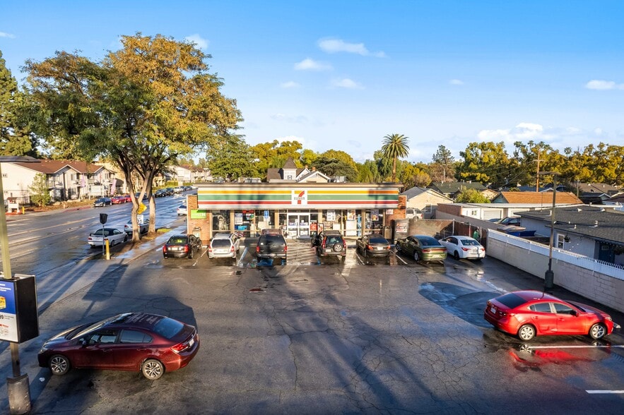 636 N Vine Ave, Ontario, CA for sale - Building Photo - Image 1 of 1