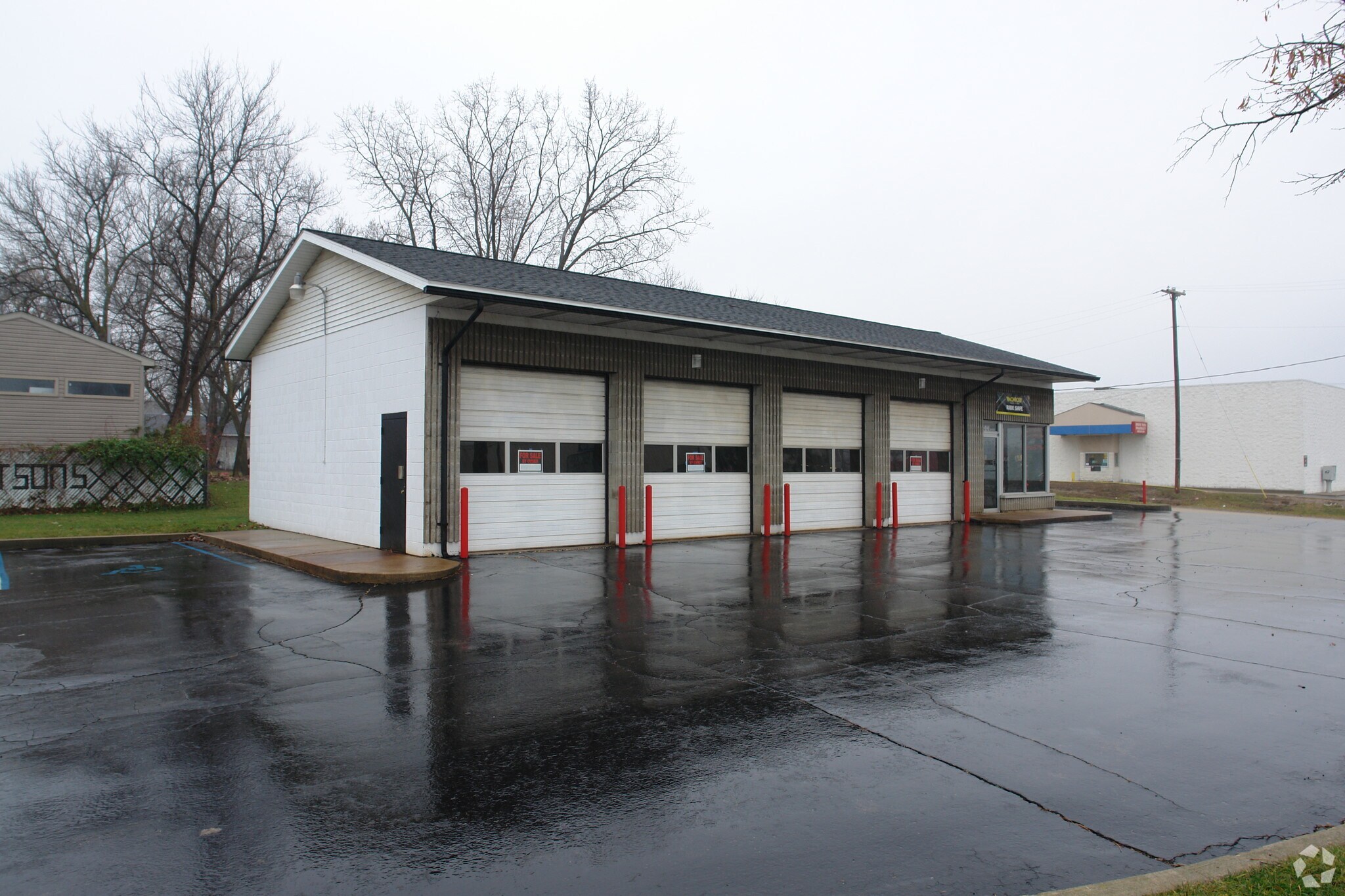 3030 E Atherton Rd, Burton, MI for sale Primary Photo- Image 1 of 1