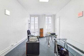 15 Rue De La Banque, Paris for lease Interior Photo- Image 2 of 8