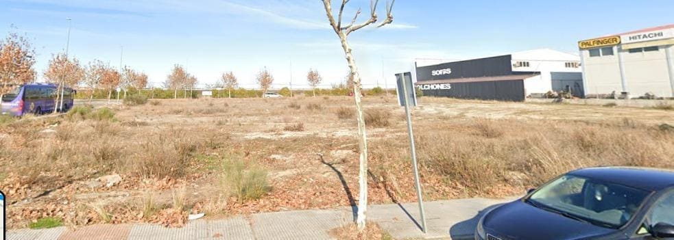 Land in Malpartida de Cáceres for sale Building Photo- Image 1 of 2