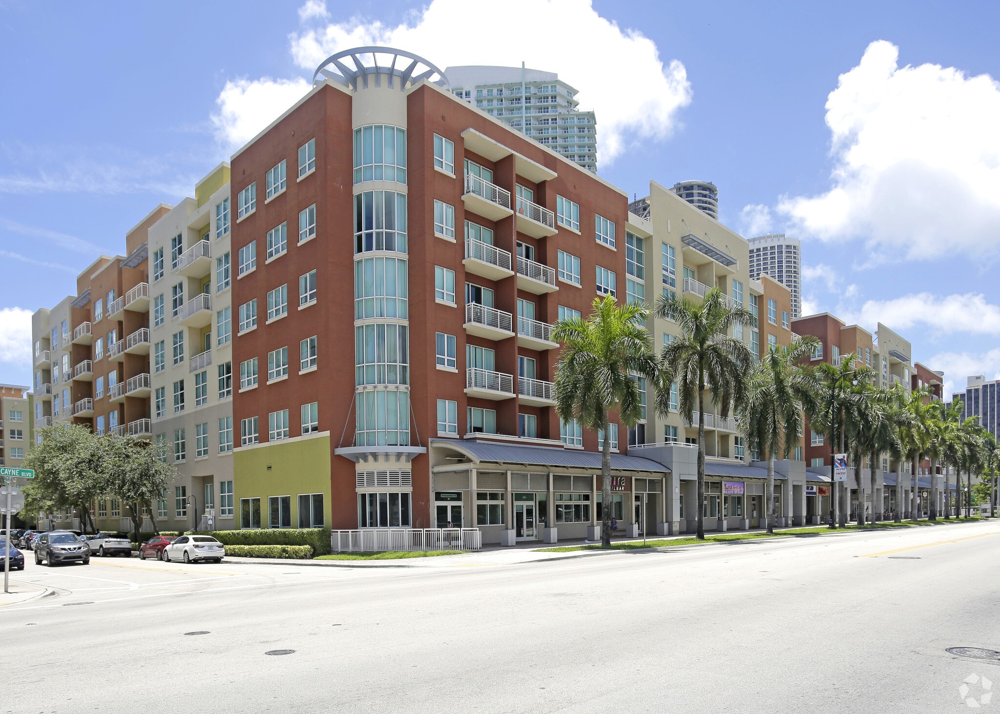2000 N Bayshore Dr, Miami, FL for lease Building Photo- Image 1 of 10