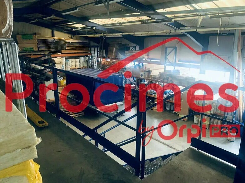 Flex in Allonzier-la-Caille for lease - Building Photo - Image 2 of 10