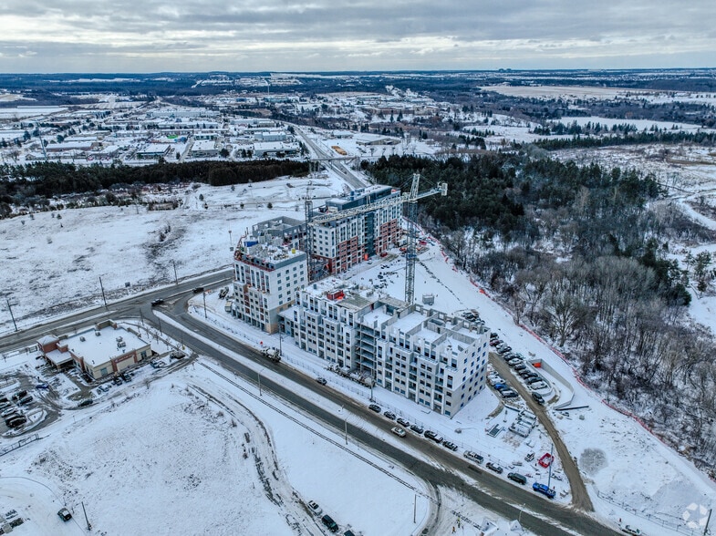 80-100 Starwood Dr, Guelph, ON for lease - Building Photo - Image 3 of 3