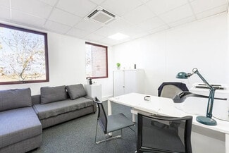 More details for 99 Rue Pereire, Saint-Germain-en-Laye - Coworking for Lease