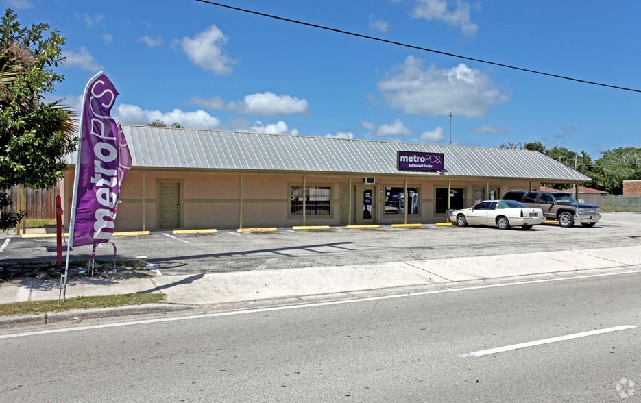 1411-1419 Clearlake Rd, Cocoa, FL for sale - Primary Photo - Image 1 of 1