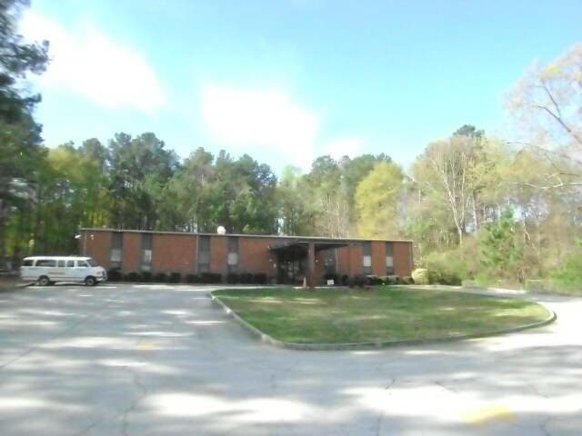 656 Sigman Rd NW, Conyers, GA for sale - Primary Photo - Image 1 of 1