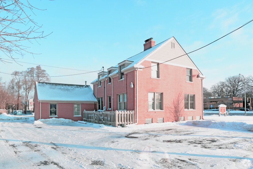 26611 Woodward Ave, Huntington Woods, MI for sale - Building Photo - Image 3 of 3