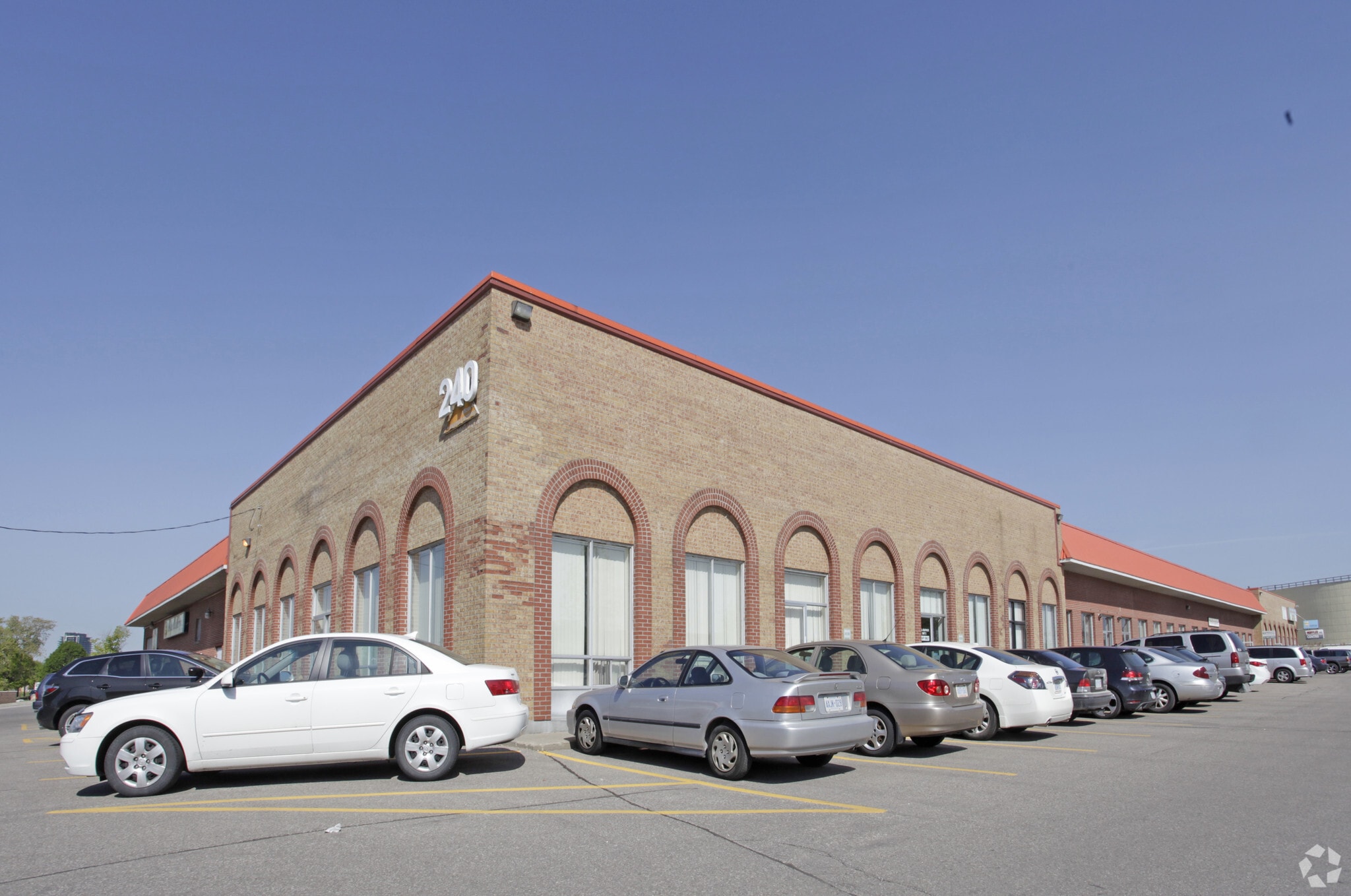 240 Clarence St, Brampton, ON for sale Primary Photo- Image 1 of 1