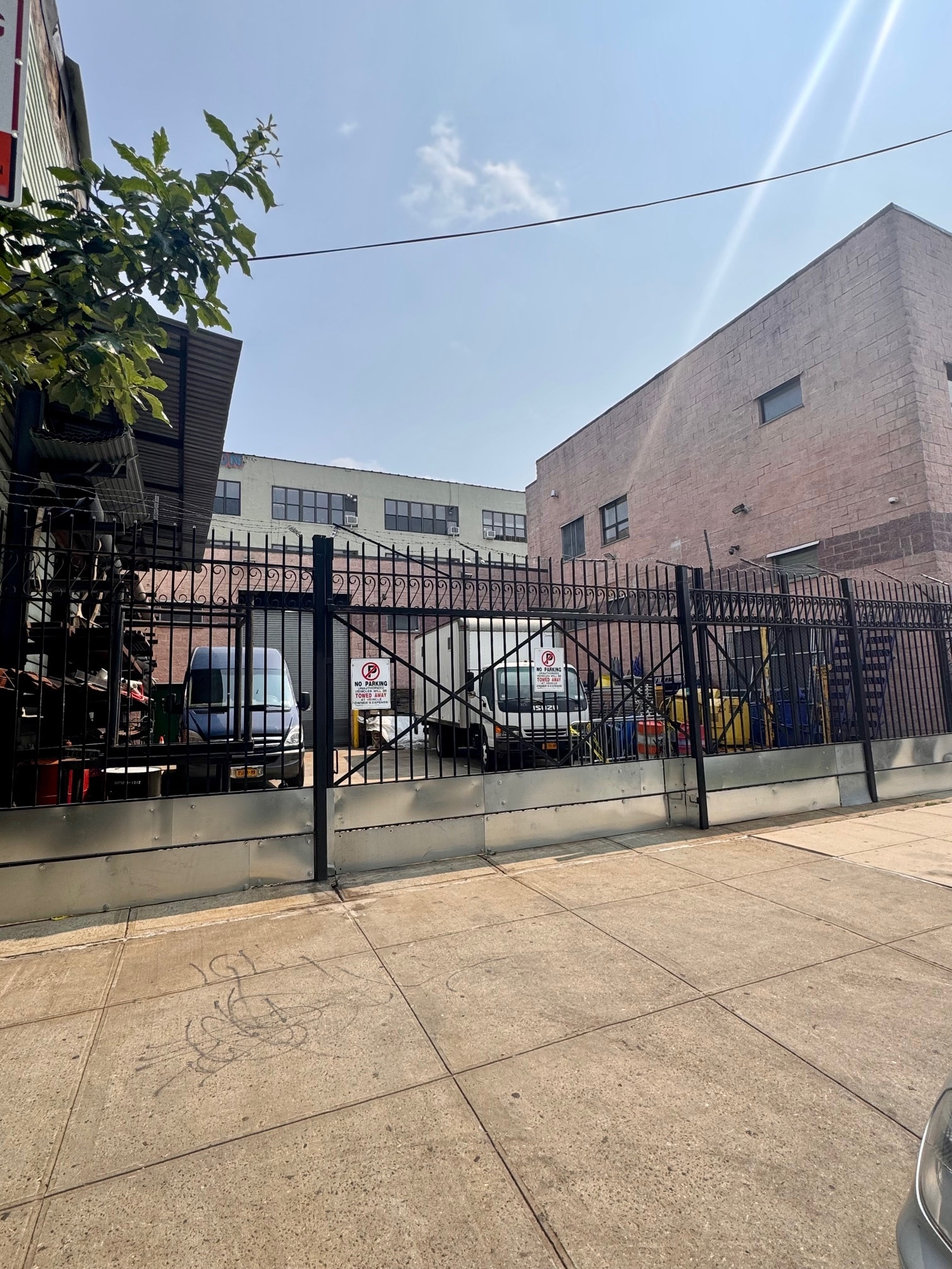 48 Grattan St, Brooklyn, NY for lease Building Photo- Image 1 of 11