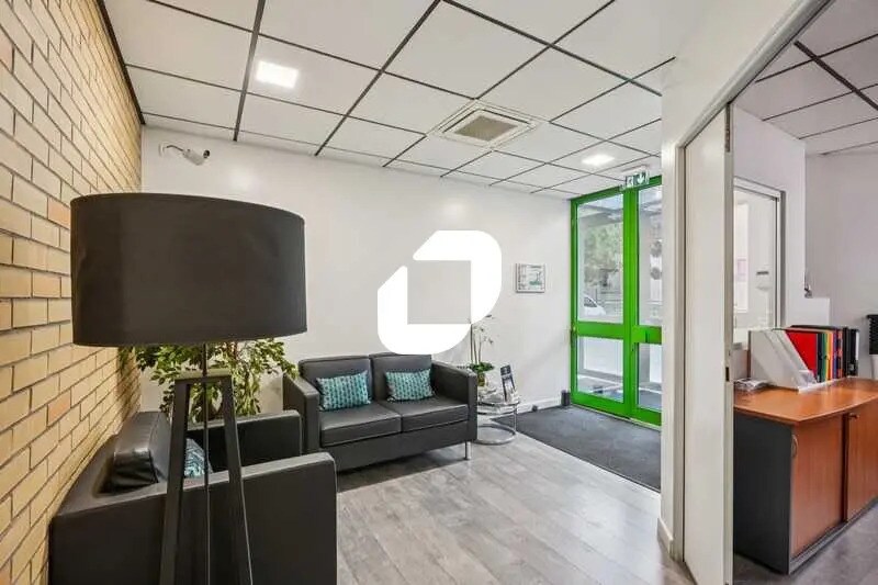 Flex in Villebon-sur-Yvette for lease - Building Photo - Image 2 of 14