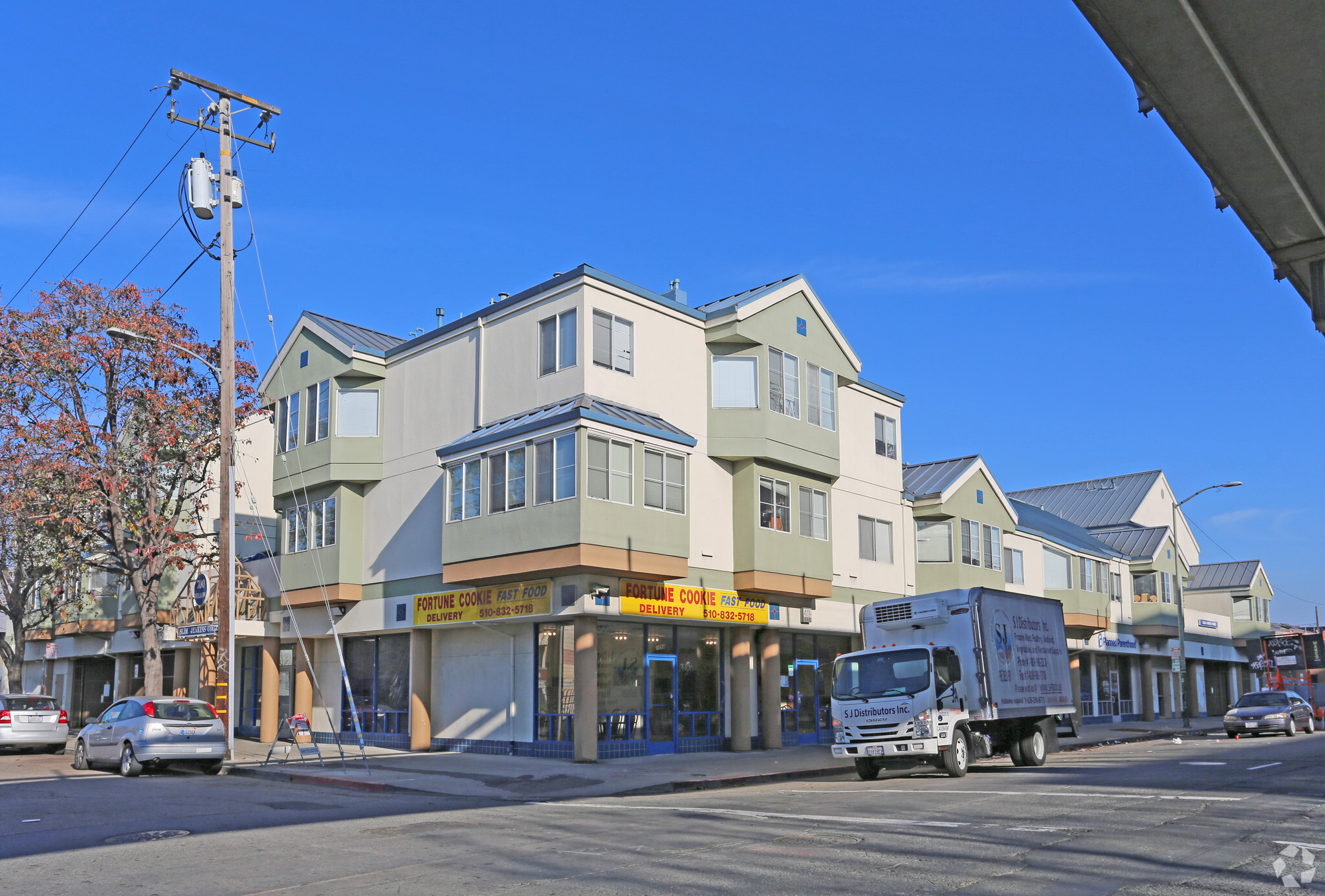 1682-1689 7th St, Oakland, CA for lease Building Photo- Image 1 of 7