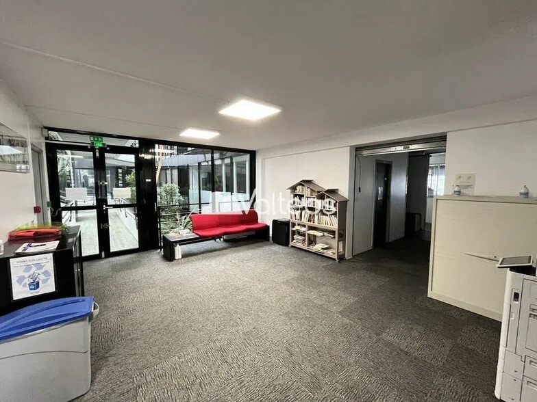 2 Impasse Boudeville, Toulouse for lease - Building Photo - Image 2 of 9