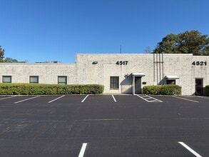 4517-4525 Renaissance Pky, Warrensville Heights, OH for lease Building Photo- Image 2 of 7