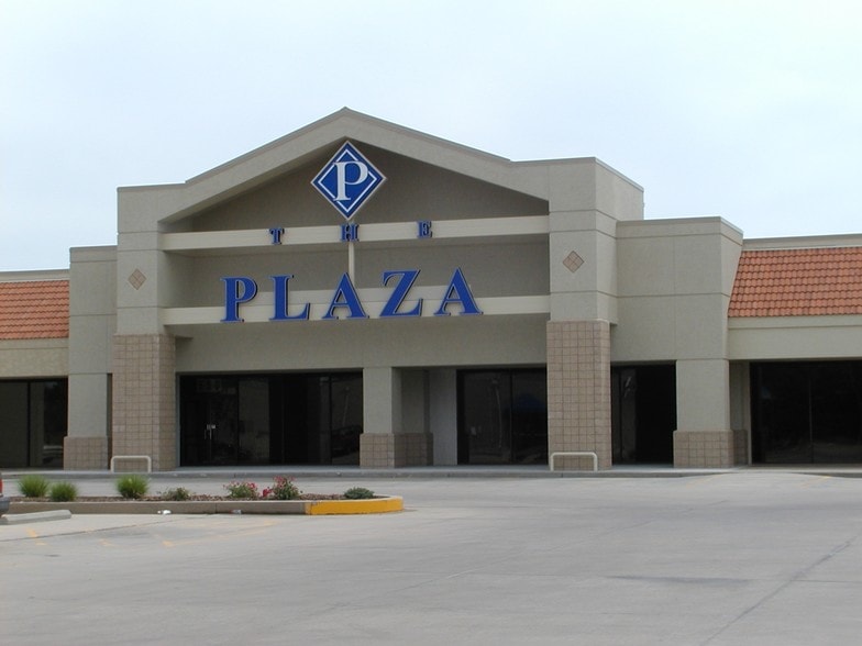 524-640 N Andover Rd, Andover, KS for sale - Primary Photo - Image 1 of 1