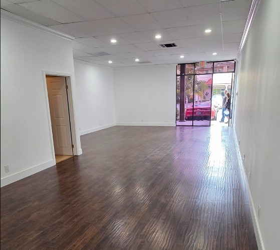 1740 Huntington Dr, Duarte, CA for lease Interior Photo- Image 1 of 7