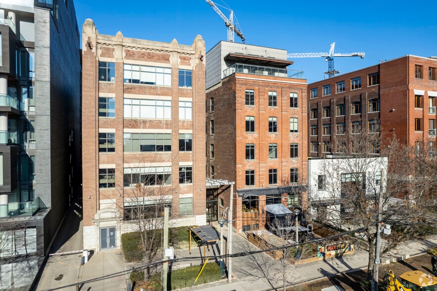 488B Wellington St W, Toronto, ON for sale - Building Photo - Image 1 of 1