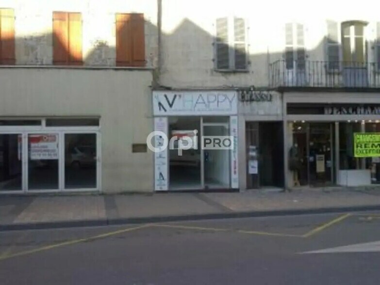 Retail in Montluçon for lease - Building Photo - Image 1 of 4