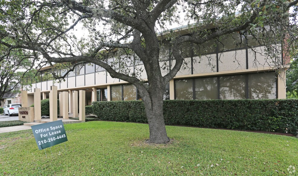 8622 Crownhill Blvd, San Antonio, TX for sale - Primary Photo - Image 1 of 1
