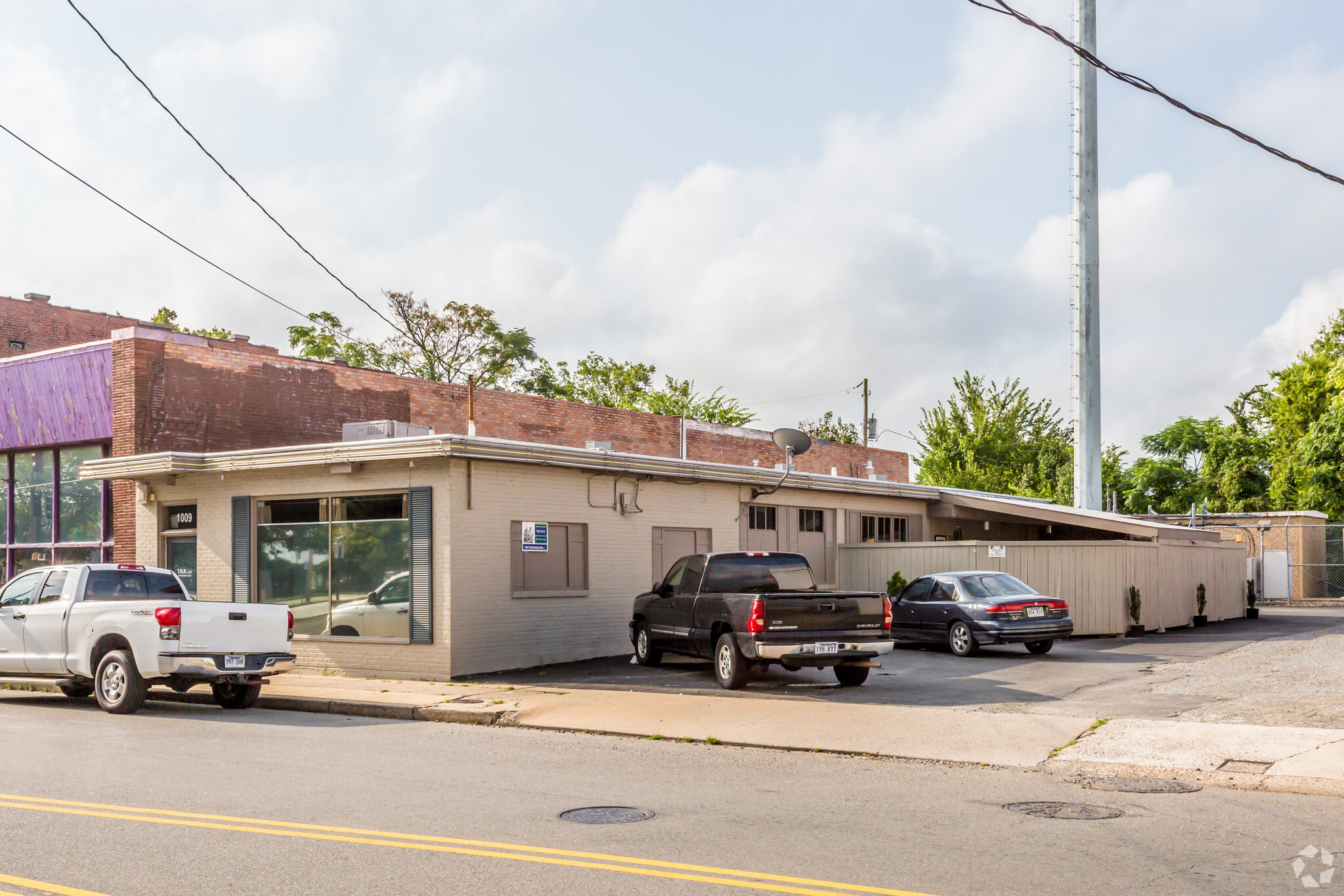 1009 W 7th Street, Little Rock, AR for sale Primary Photo- Image 1 of 1