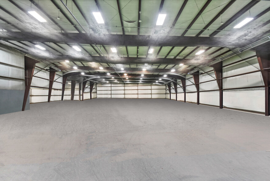 1856 Nimitz Dr, De Pere, WI for lease - Building Photo - Image 3 of 29