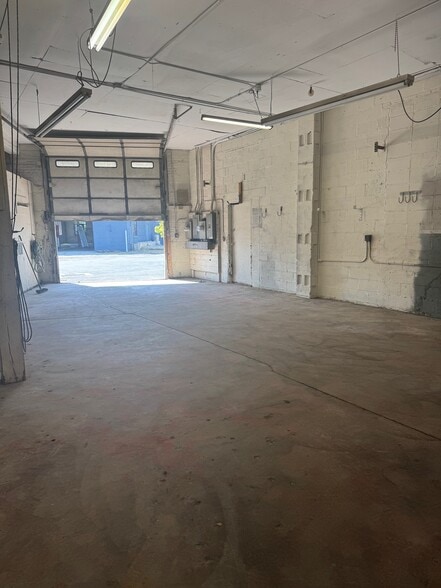 8 Van Tassell Ct, Norwalk, CT for lease - Building Photo - Image 3 of 3