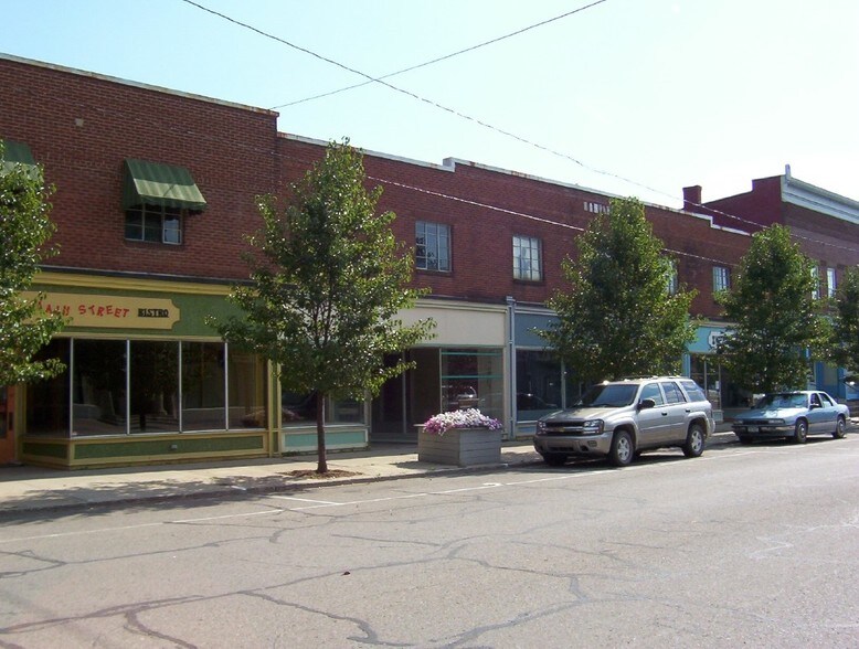 18-32 W Main St, Cuba, NY for sale - Primary Photo - Image 1 of 1