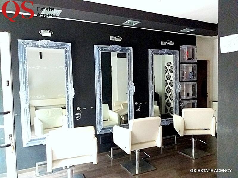 Blanes, GER 17300 - - - Interior Photo - Image 2 of 4