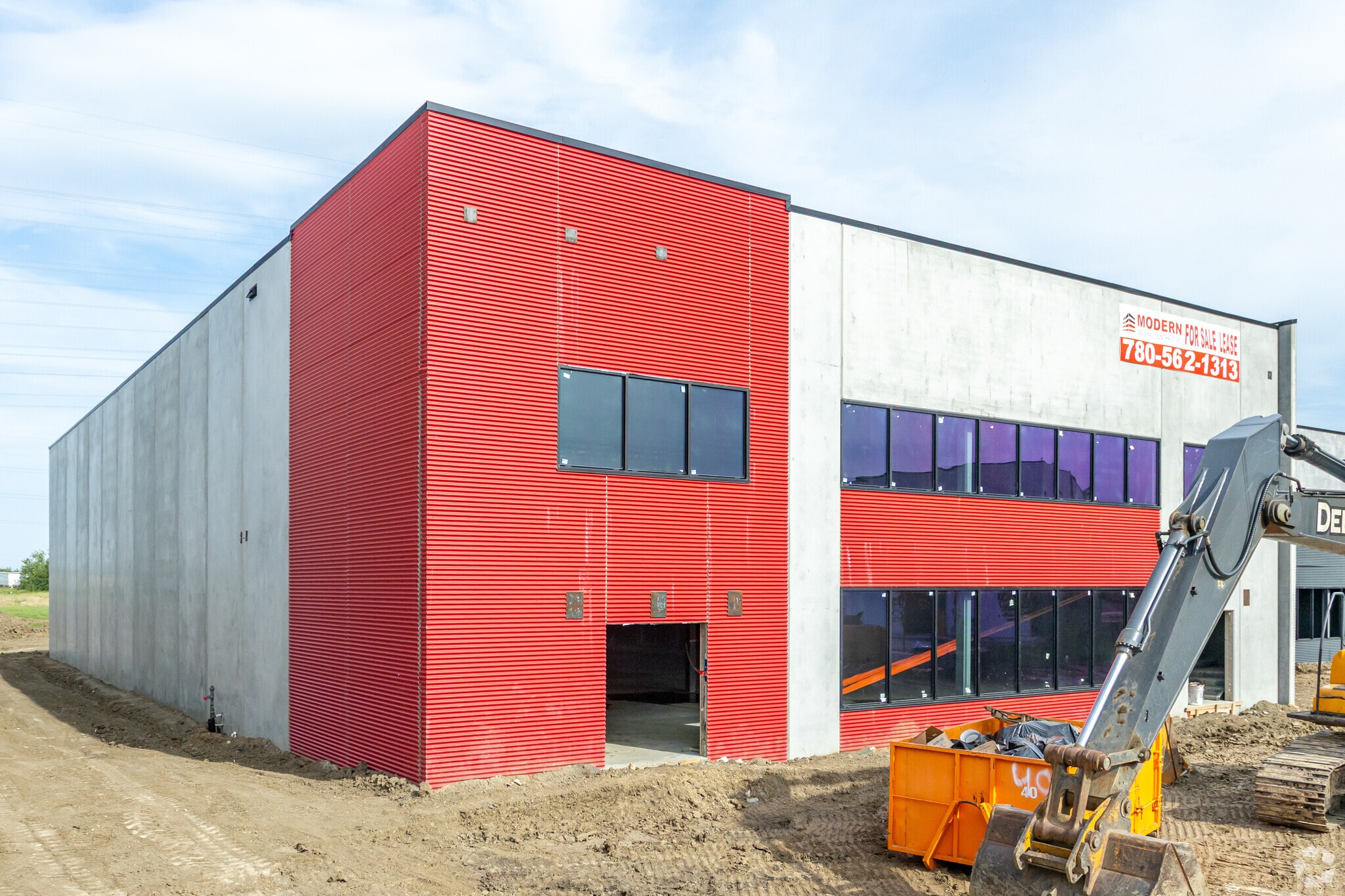 5003 28 St NW, Edmonton, AB for sale Primary Photo- Image 1 of 3