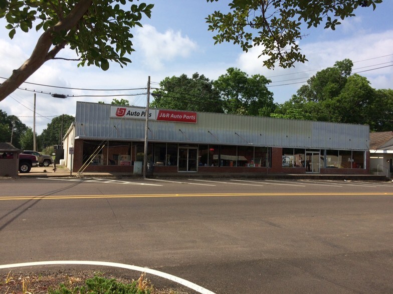 4849 Main St, Flora, MS 39071