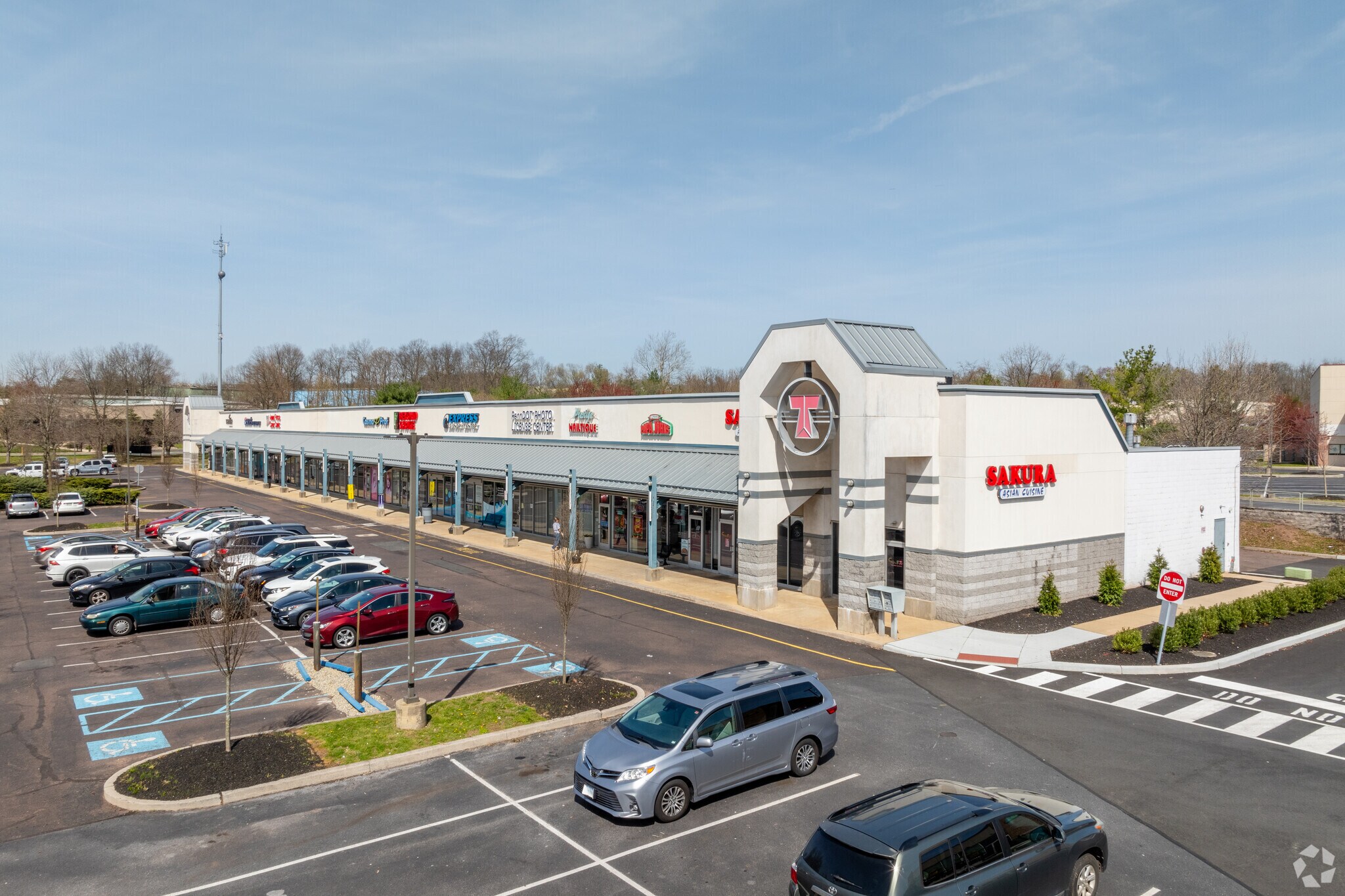 204 Shoemaker Rd, Pottstown, PA 19464 TriCounty Plaza