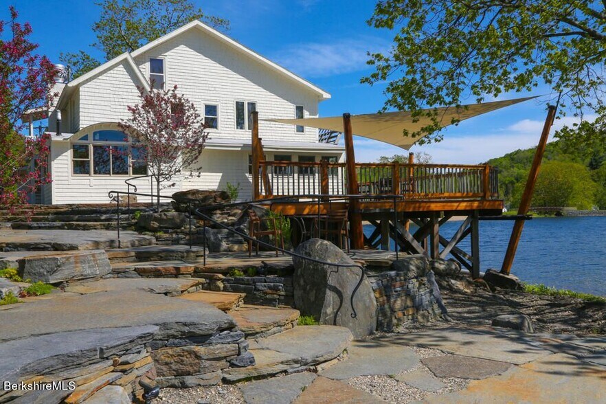 141 Buckland Rd, Ashfield, MA for sale - Primary Photo - Image 1 of 1