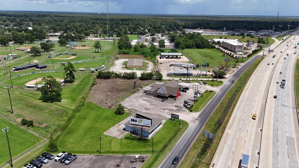 2 Building Lot | 2.4 Acres portfolio of 2 properties for sale on LoopNet.com - Building Photo - Image 2 of 5