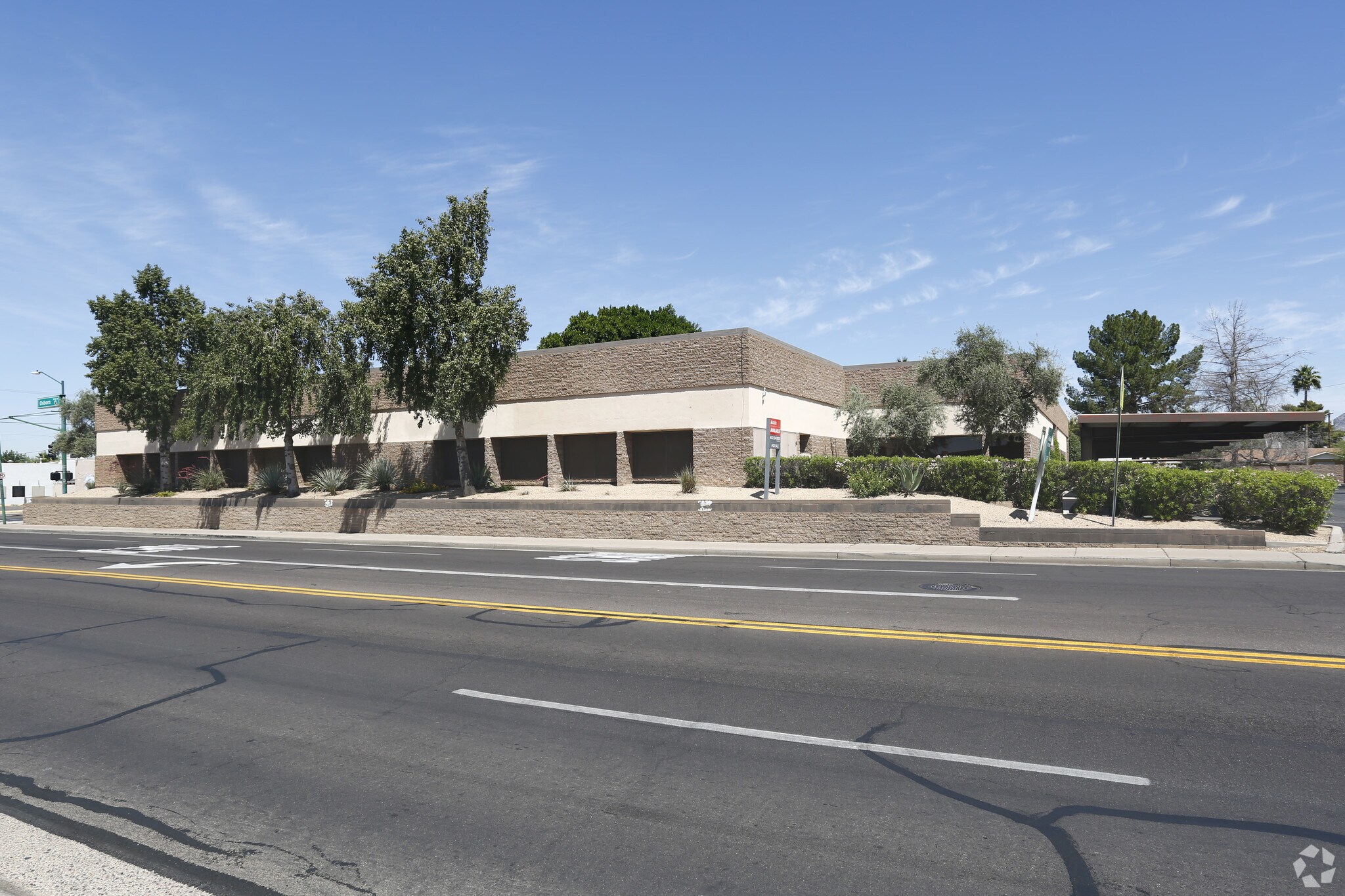 2002 E Osborn Rd, Phoenix, AZ for sale Primary Photo- Image 1 of 1