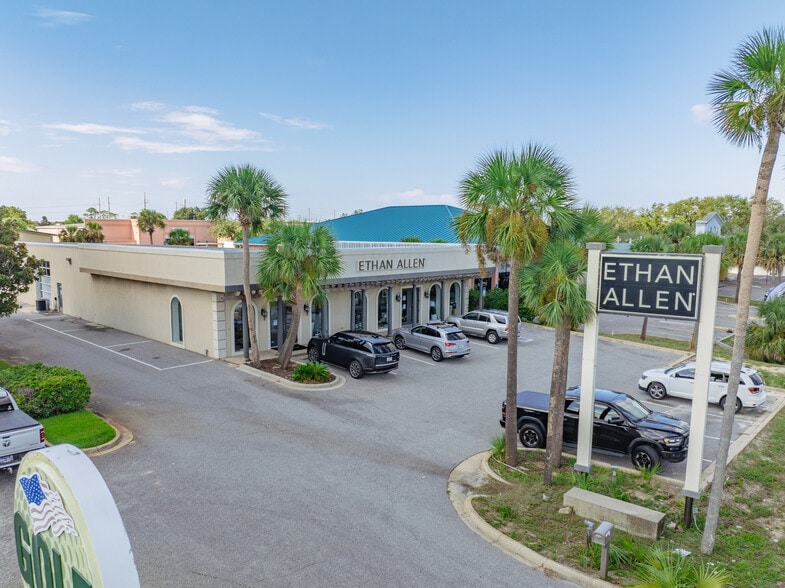 36062 Emerald Coast Pky, Destin, FL for lease - Building Photo - Image 1 of 6