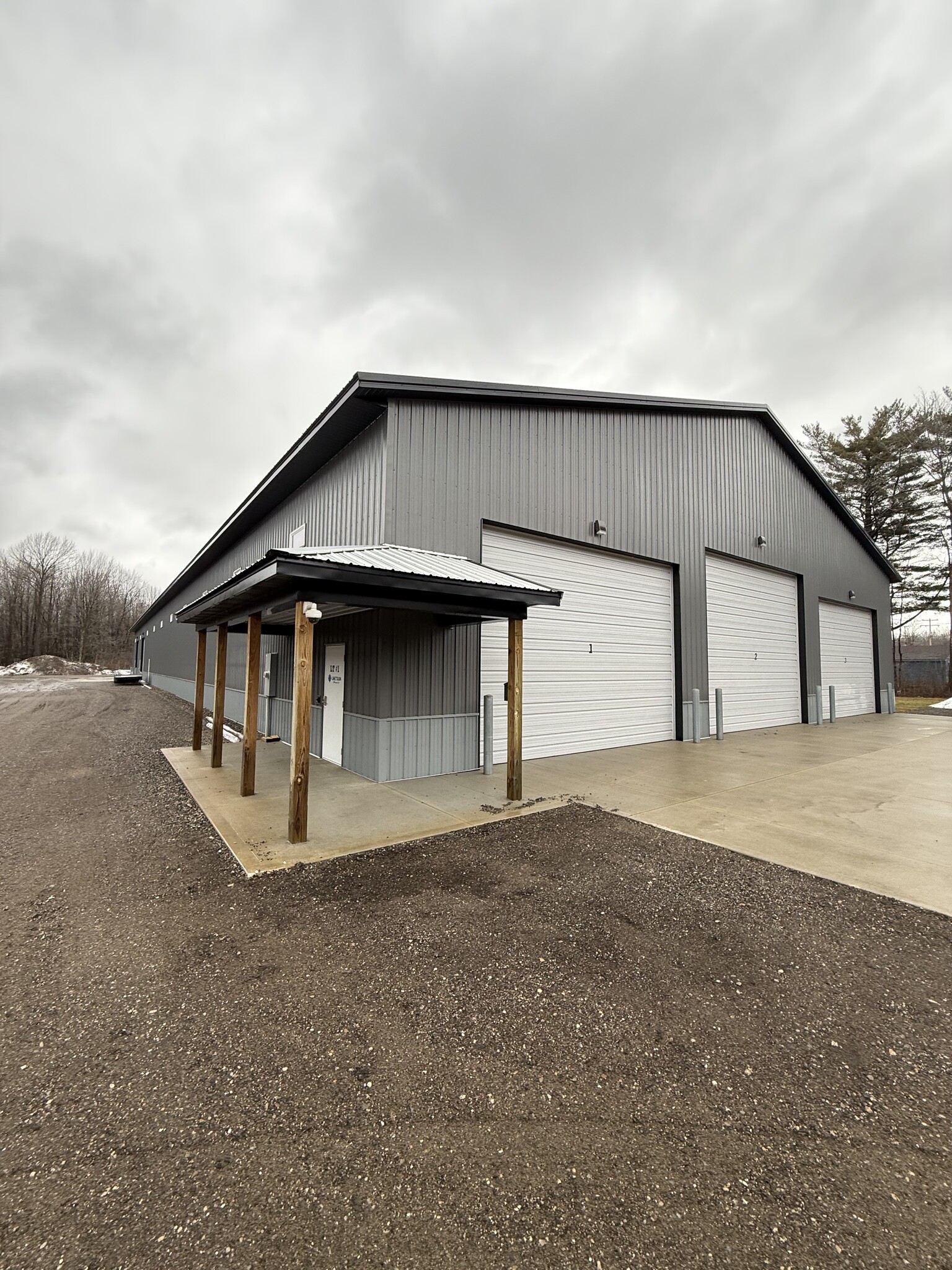 6179 Blue Star Hwy, Saugatuck, MI for lease Primary Photo- Image 1 of 3