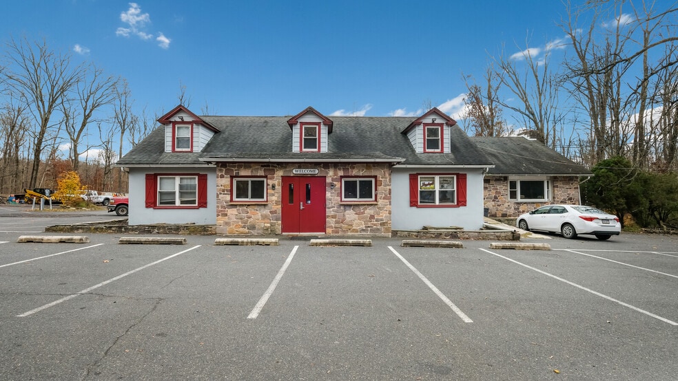 2300 Dublin Pike, Quakertown, PA for sale - Building Photo - Image 1 of 1