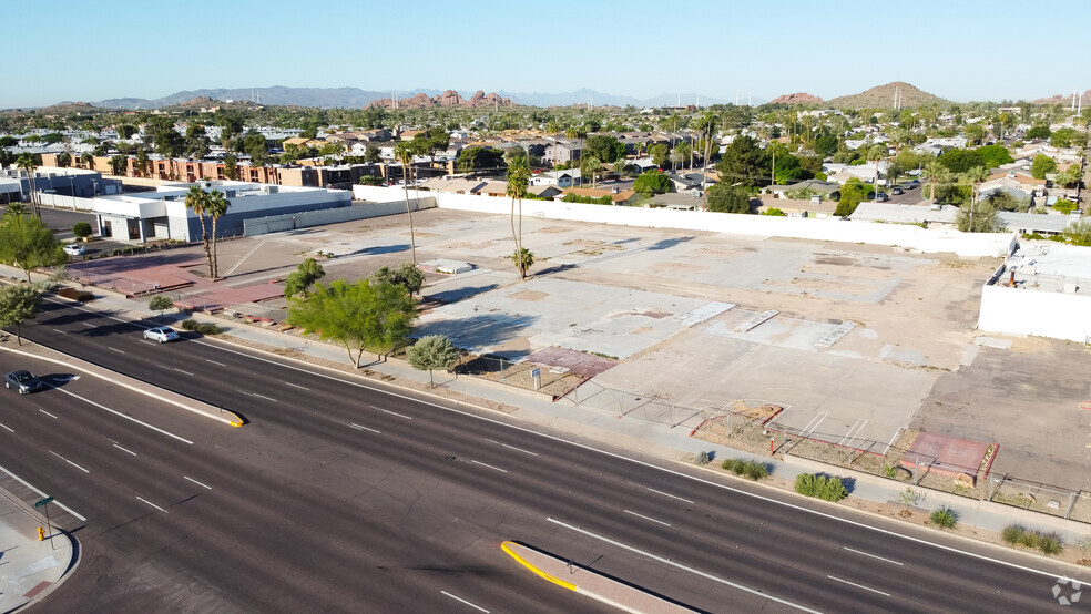 1200 N Scottsdale Rd, Scottsdale, AZ for sale - Aerial - Image 2 of 3