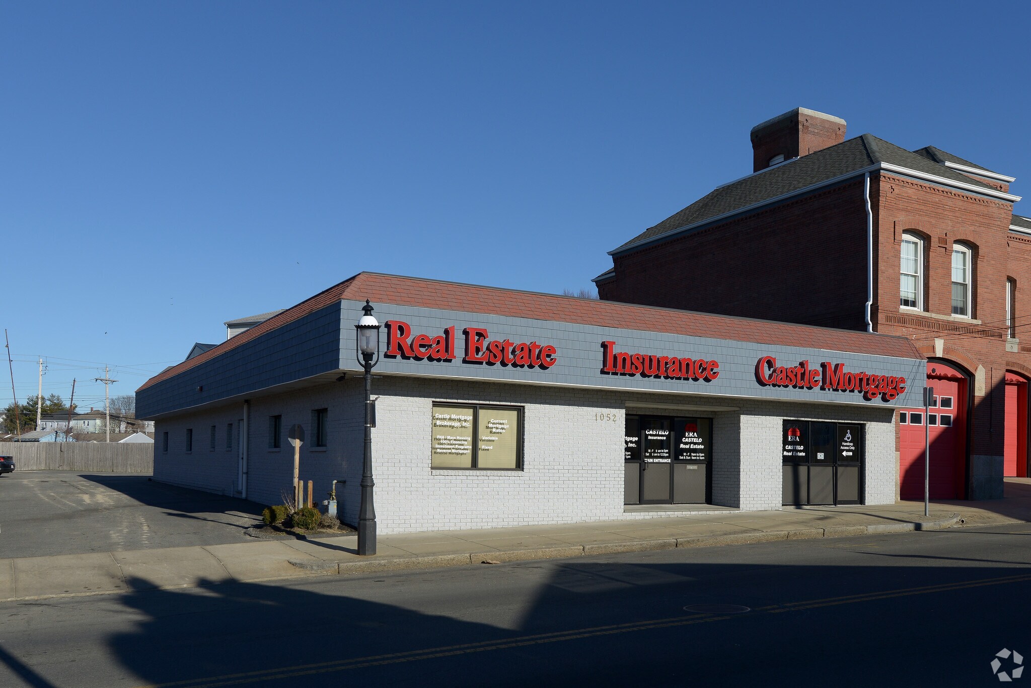 1052 Pleasant St, Fall River, MA for sale Primary Photo- Image 1 of 1