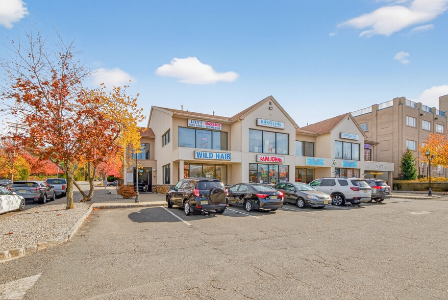 172 US Highway 9, Englishtown, NJ for lease - Building Photo - Image 3 of 4