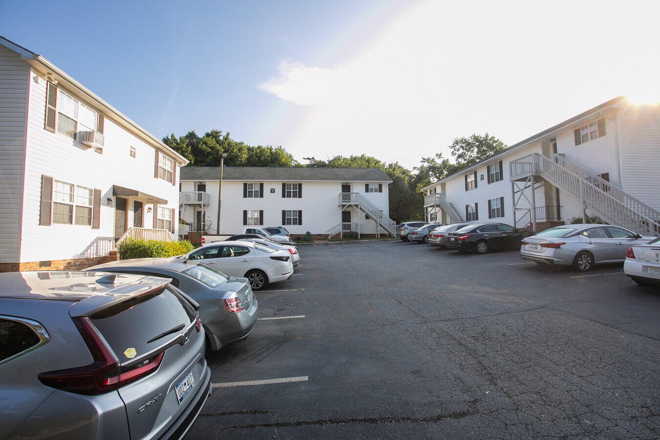 35 Allendale Ln, Greenville, SC 29607