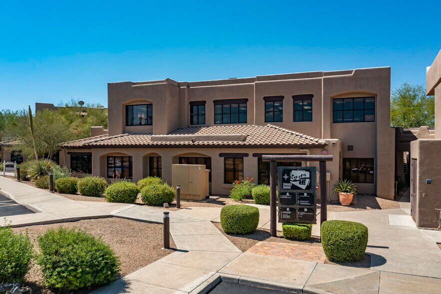 7301 E Sundance Trl, Carefree, AZ for sale - Building Photo - Image 1 of 1