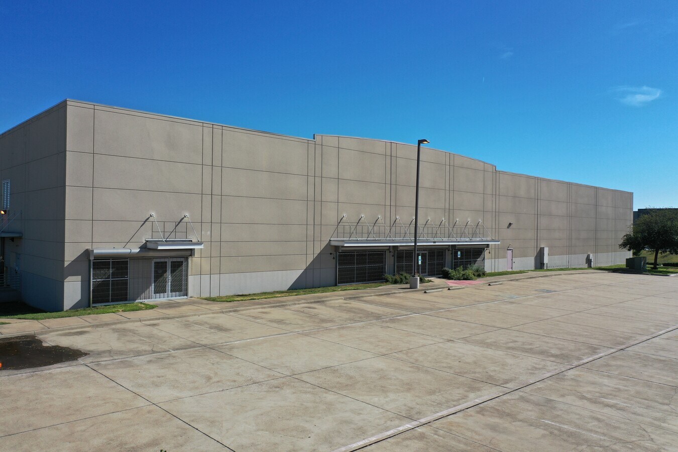 1800 N Polk St, DeSoto, TX 75115