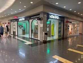 Retail in Barberà del Vallès, Barcelona for lease Interior Photo- Image 1 of 7